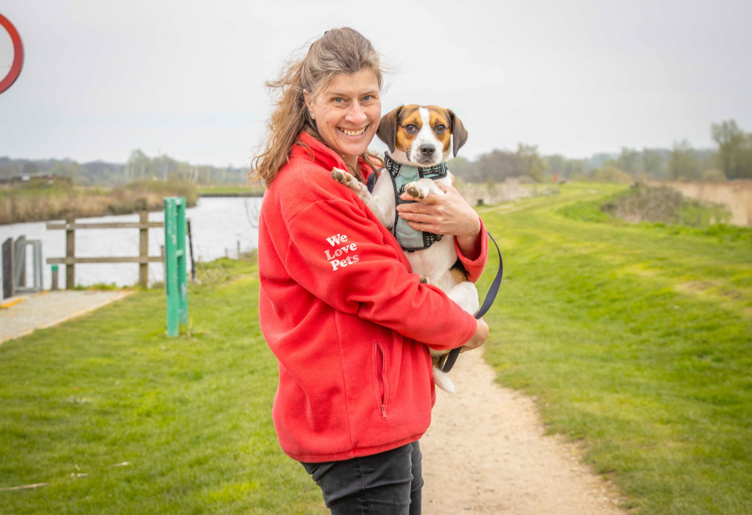 Dog walker in Tilehurst - We Love Pets