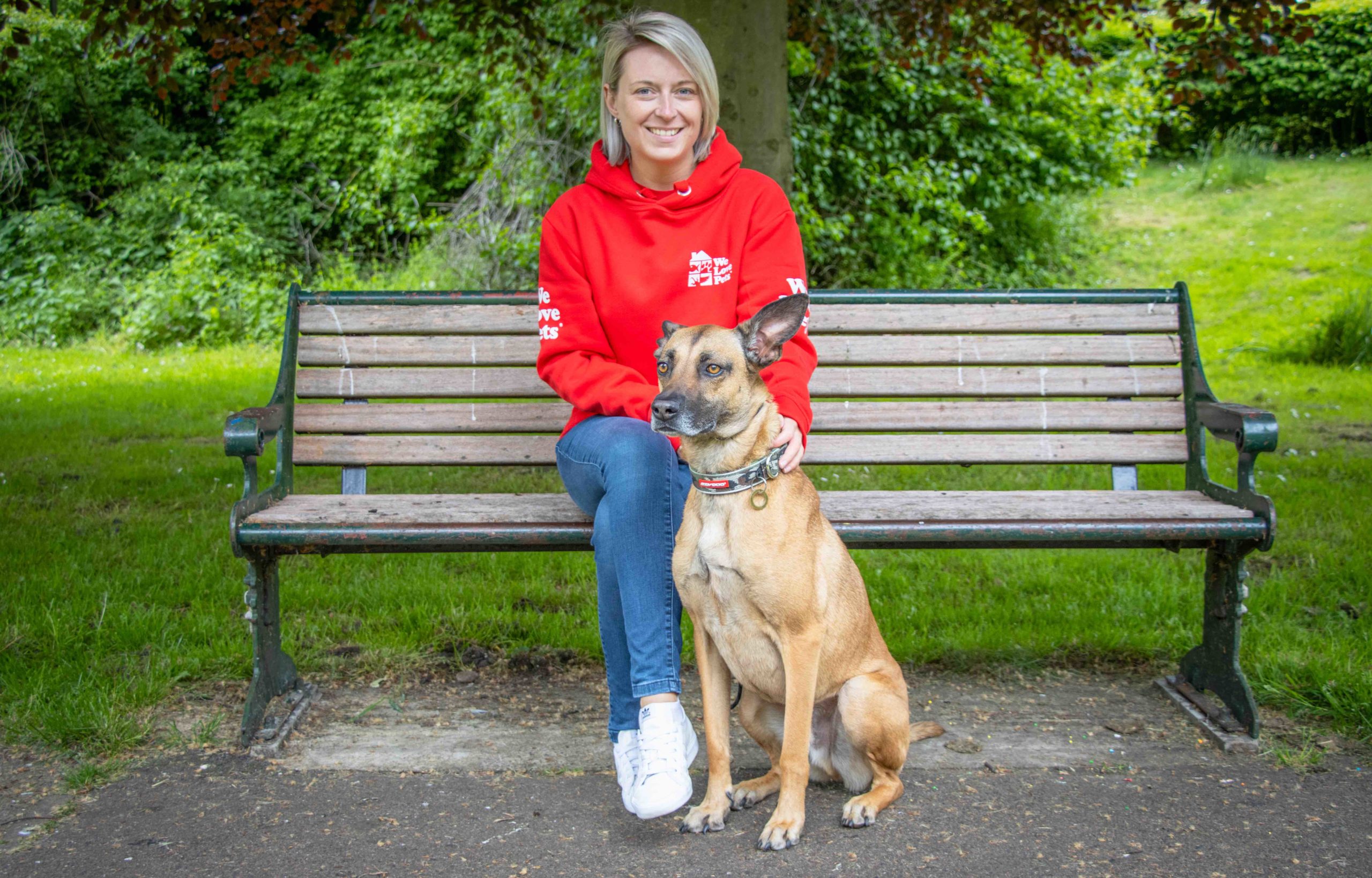 We Love Pets Wokingham dog walker and pet care